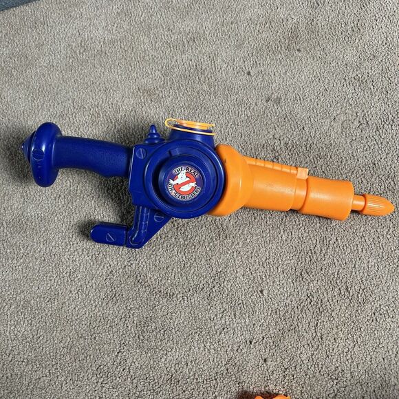 Vintage Kenner Ghostbusters Car Figures Guns Monsters & Vehicle Blaster Goggles - Picture 4 of 16